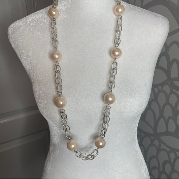 Cezanne Necklace Silver and Pearl Chunky Long Single Strand - Picture 3 of 7
